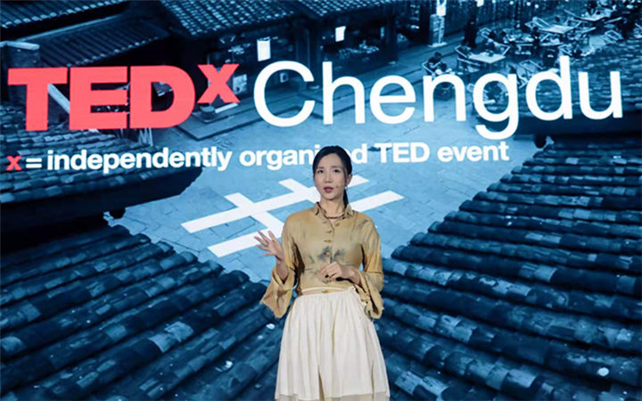 阿朵TEDx演讲金句频出：困境是化了妆的祝福