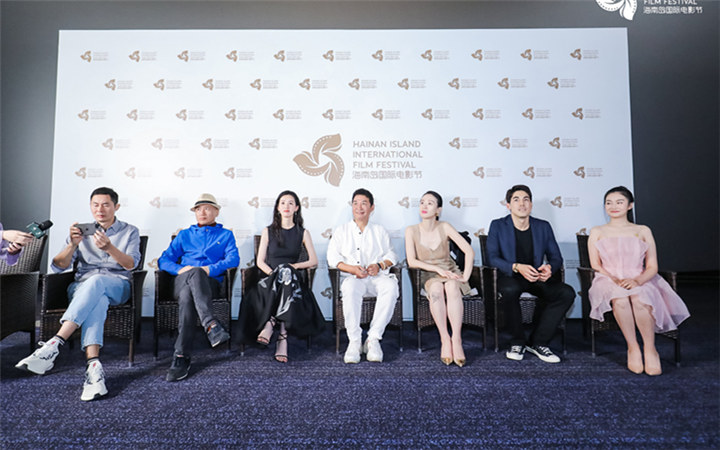 陈都灵电影《热汤》亚洲首映引热议  文艺气质亮眼被赞演技进步