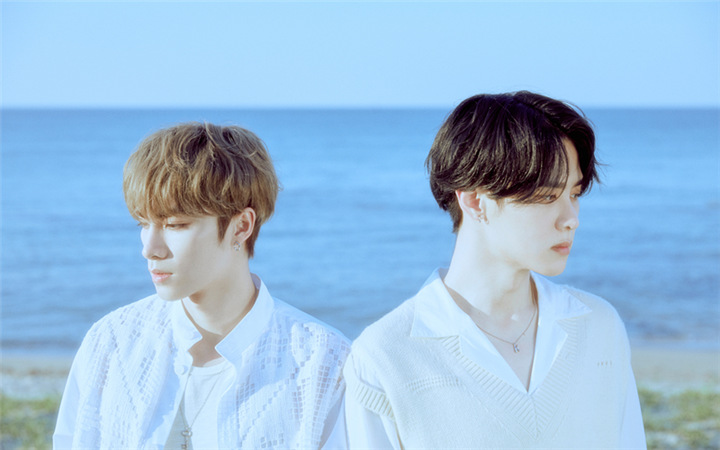 “D-1”威神V(WayV)-KUN&XIAOJUN Single专辑《Back To You》将于6月16日发行，今日公开MV预告！ 以“号召力浓厚的动人声线